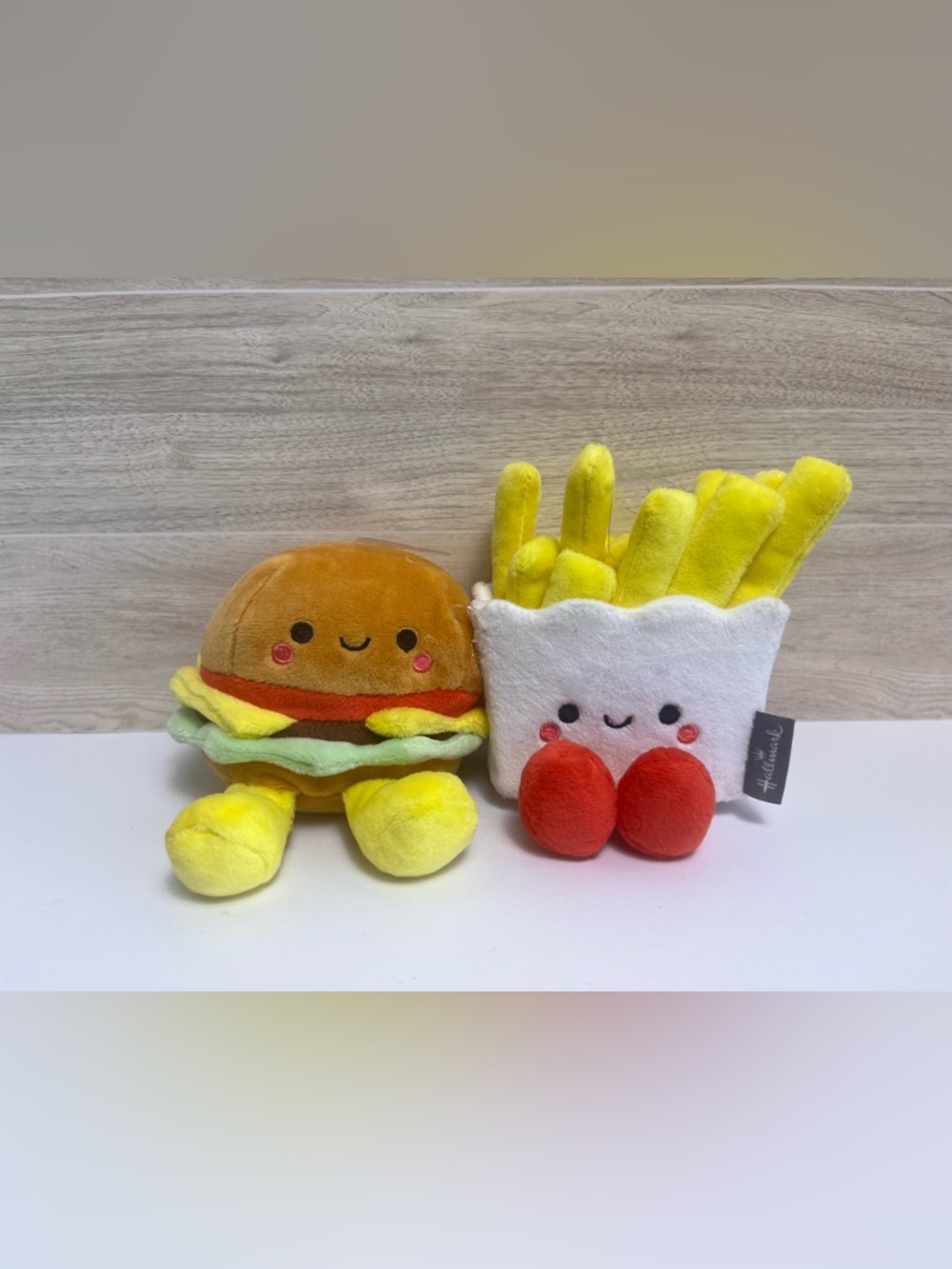 Better Together Burger and Fries
Magnetic Plush Set Hallmark 5
inch Best Friends